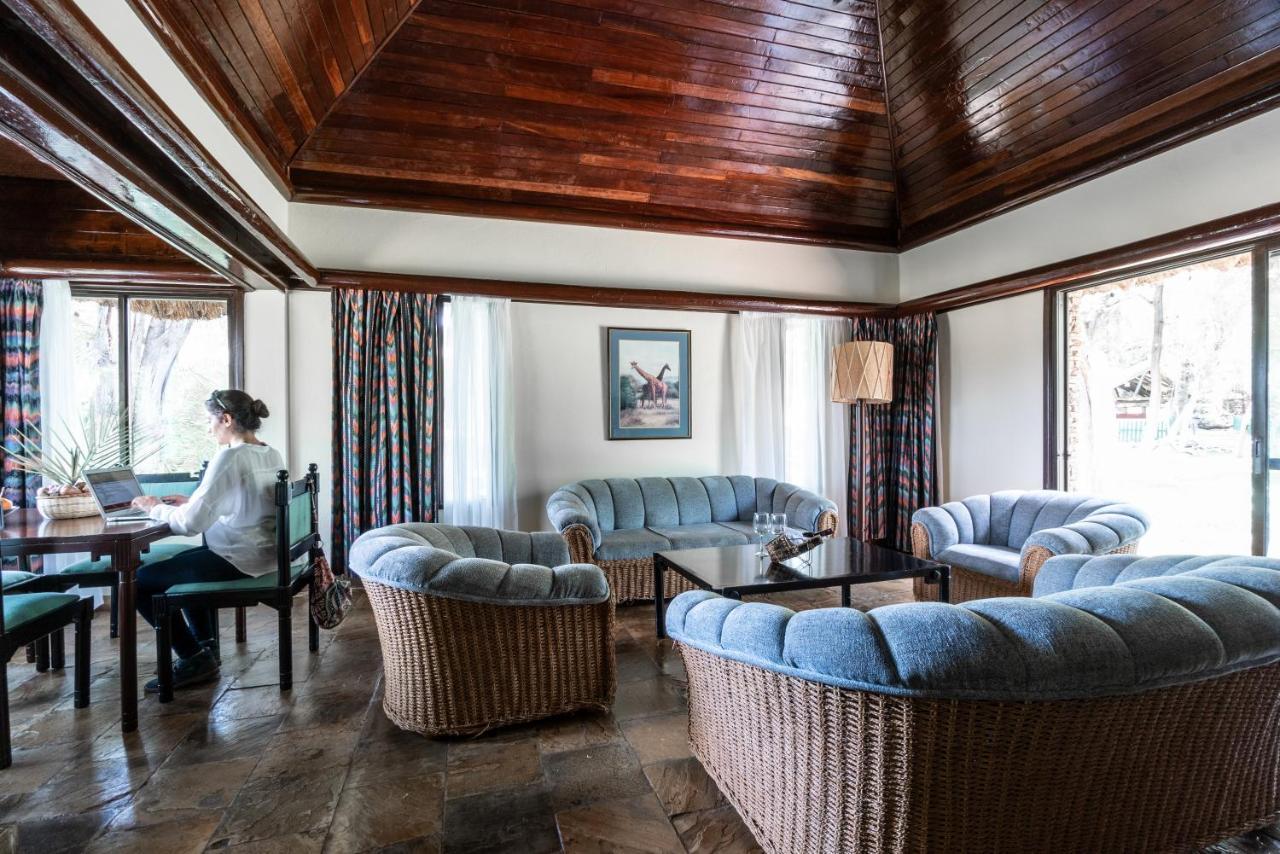 Sarova Shaba Game Lodge Archers Post Экстерьер фото